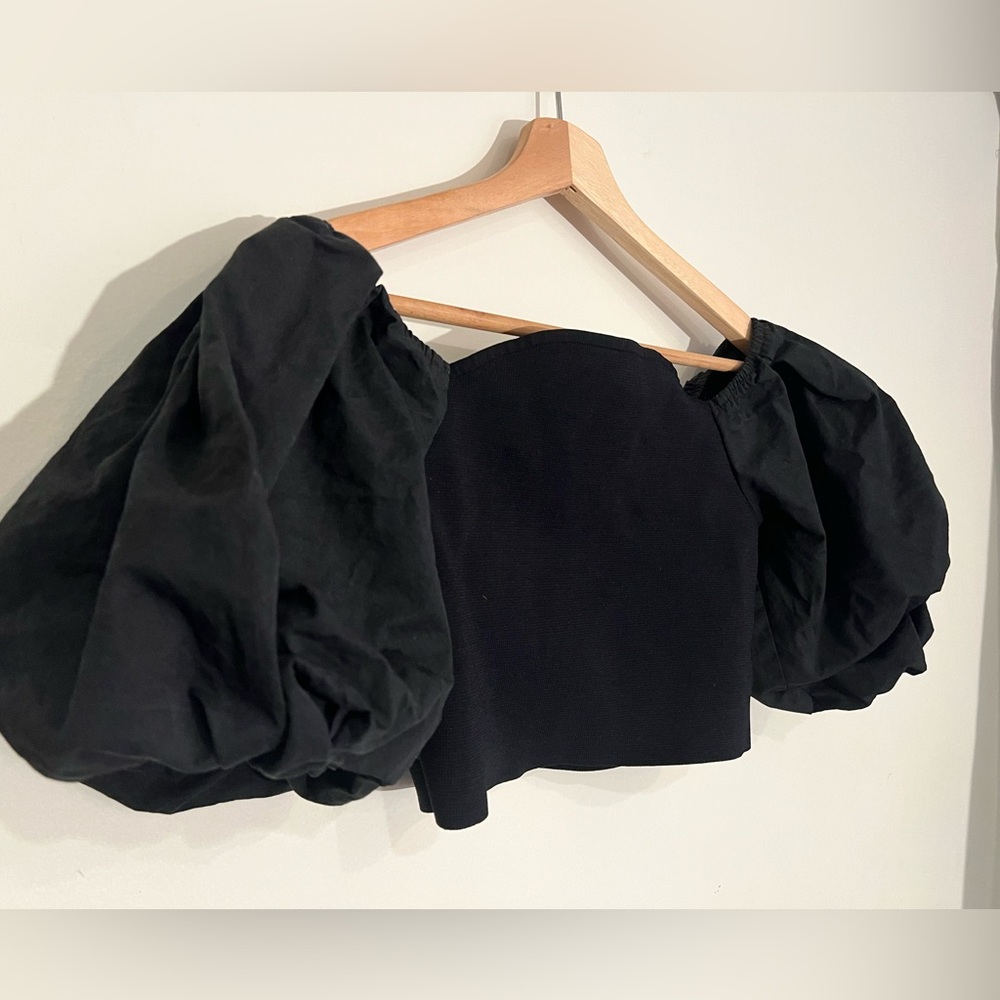 Zara Black Puff Sleeve Crop Top
